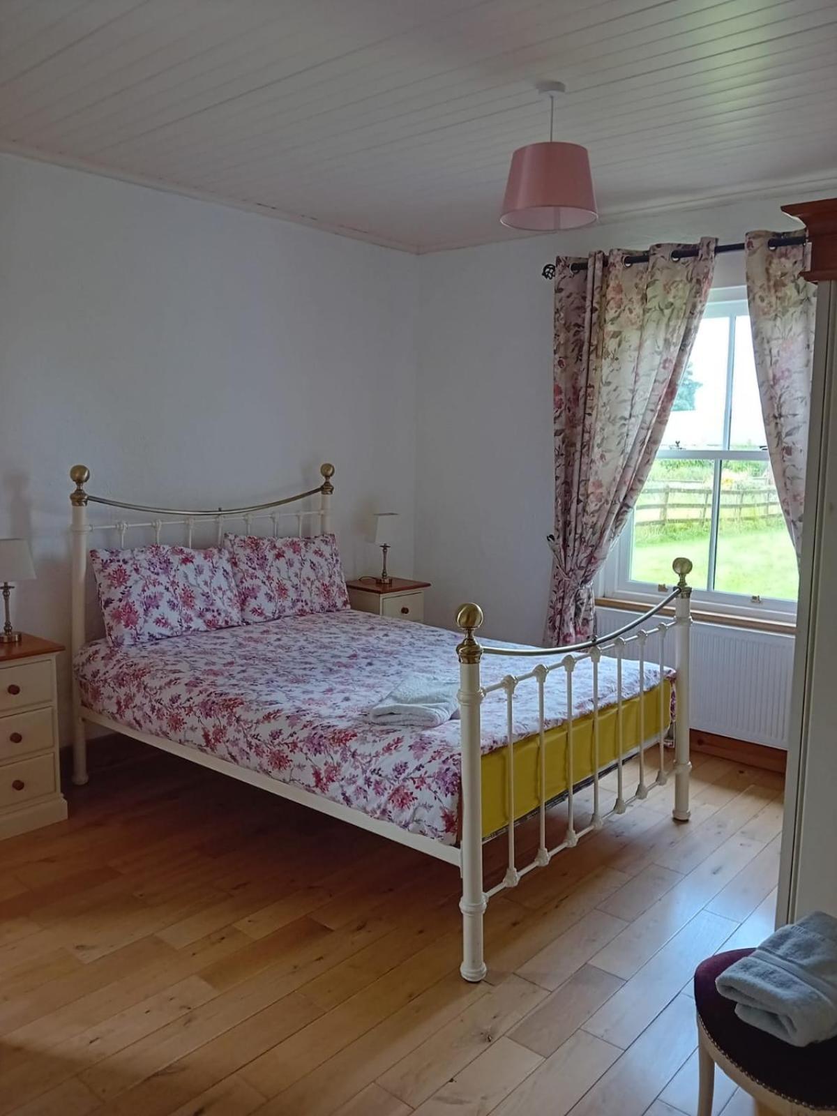 Katy Kellys Countryside Self Catering Cottage Roscommon Exterior photo